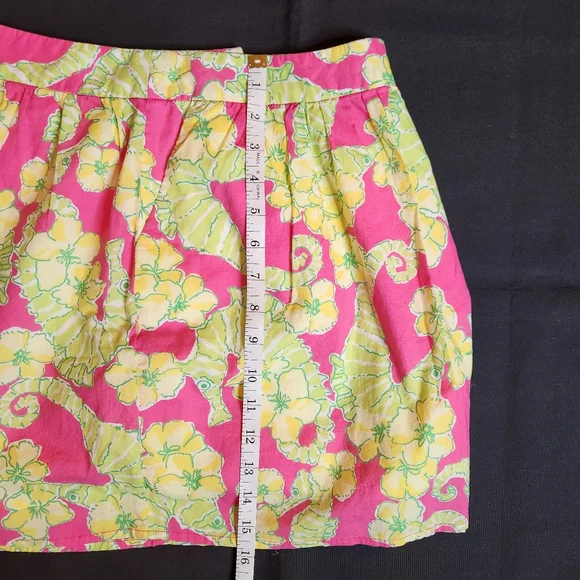 Lilly Pulitzer Vintage Pink Whitley Floral Seahorse  Pocketed Mini Skort Size 2 - Picture 4 of 5